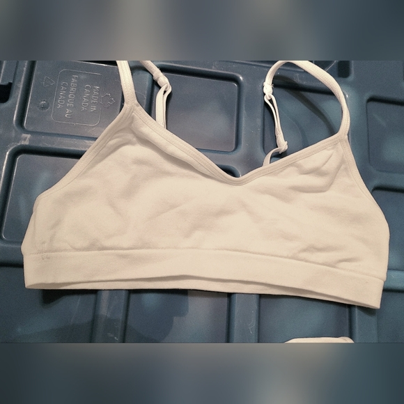 Lot of 3 justice girls training bras - ultra soft size 28 youth strapped white - Picture 2 of 5